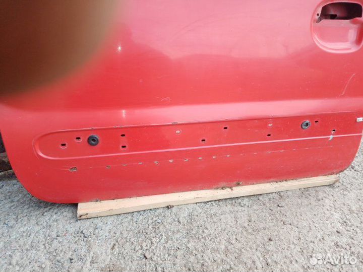 Дверь передняя левая Renault Kangoo K9K704 2004