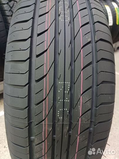 Sonix Primestar 66 215/60 R16 99H