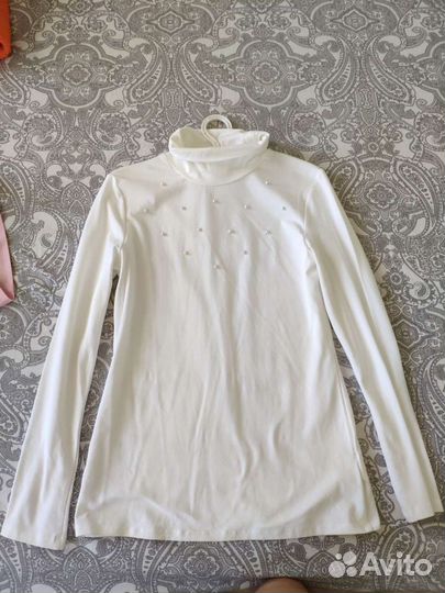 Блузки школьные новые