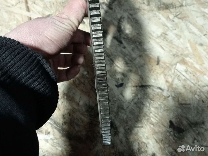 Моховик renault fluence 2,0 АКПП