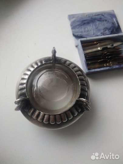 Чернильница СССР с перьями