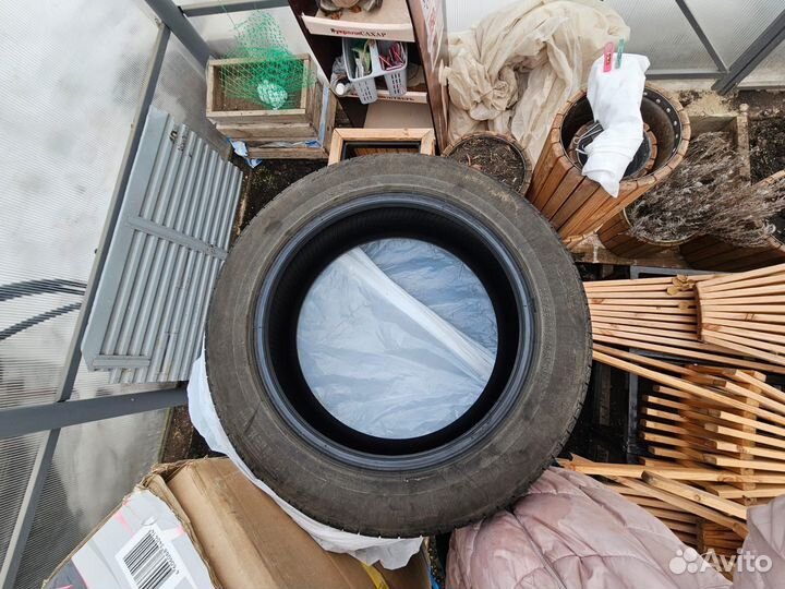 Pirelli P8SF 235/55 R19