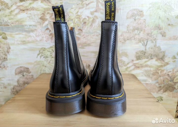 Челси Dr Martens 2976 Chelsea