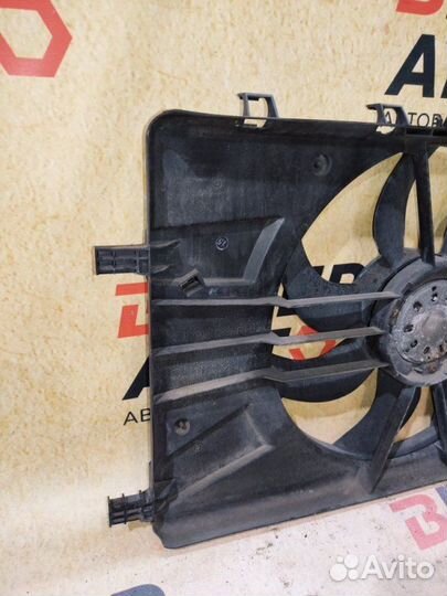 Вентилятор охлаждения двигателя Opel Astra J