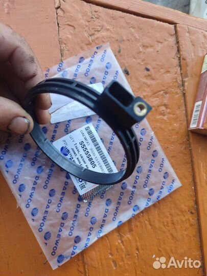 Уплотнитель сальника