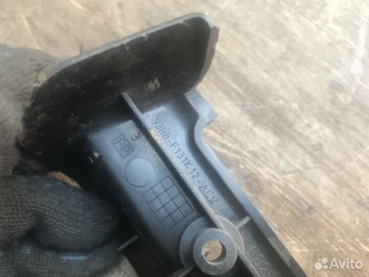 Крышка сиденья Форд Мондео