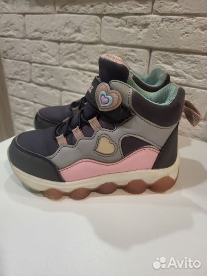 Ботинки осенние на девочку 27