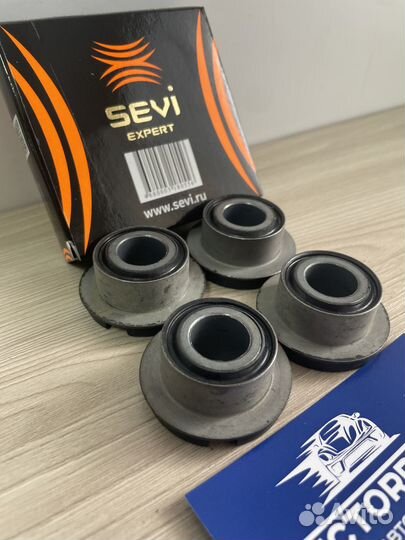 Шарниры растяжки ком. 4 шт. sevi