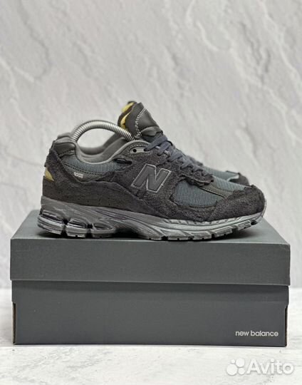 Кроссовки New Balance 2002