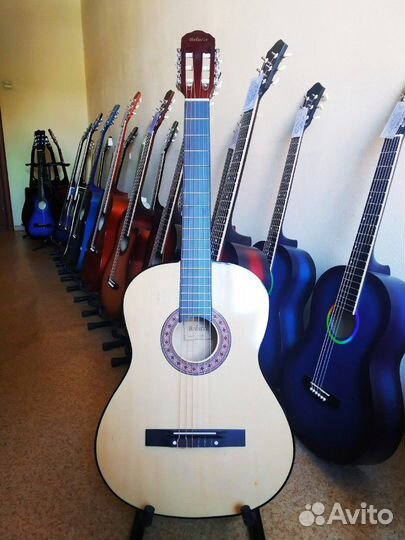 Классическая гитара 39