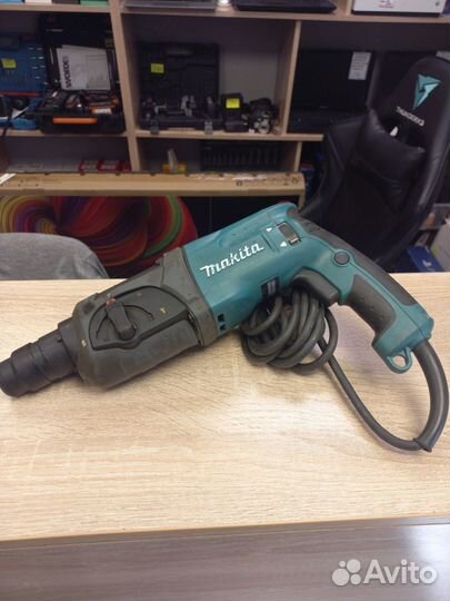 Перфоратор Makita HR2470