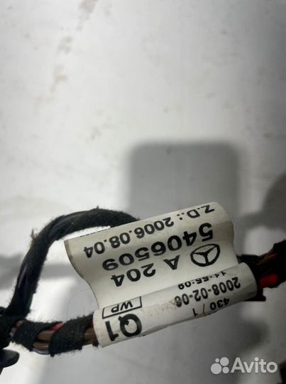 Проводка двери задняя левая Mercedes W204