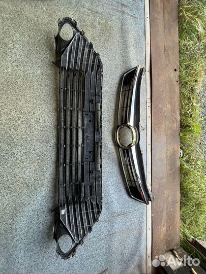 Решетка радиатора Camry 55 кузов