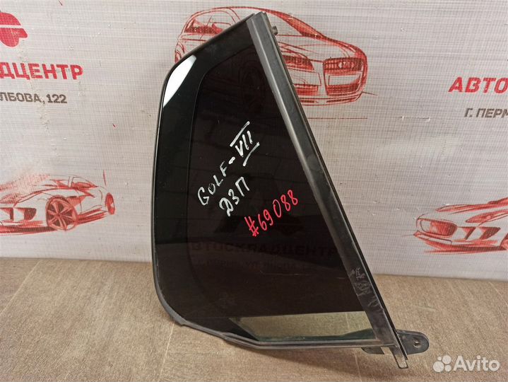 Стекло двери задней правой Volkswagen Golf (Mk7)