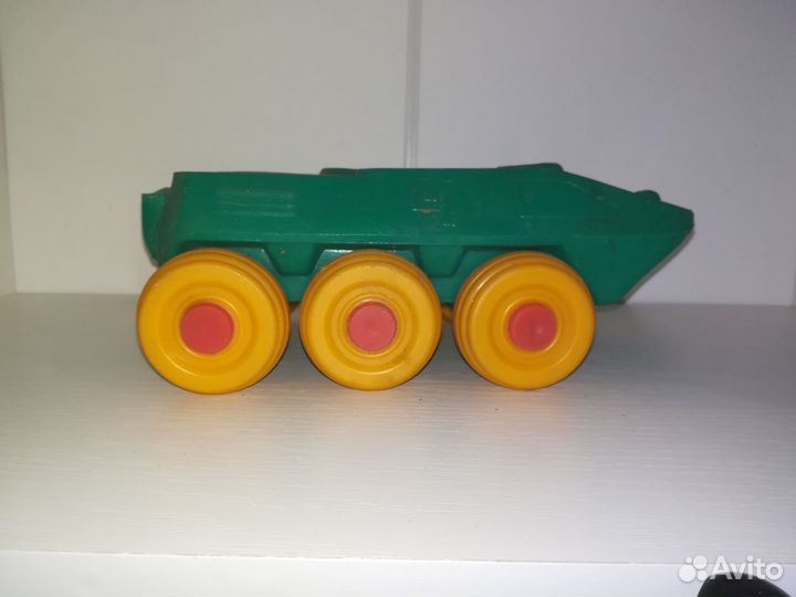 Игрушка бтр СССР