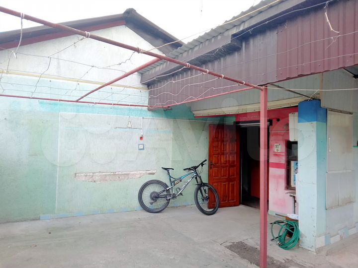 3-к. квартира, 57 м², 1/1 эт.