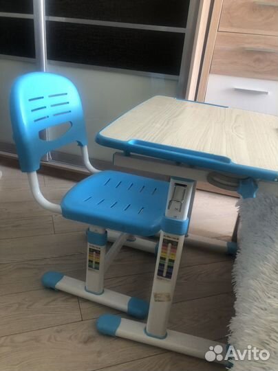 Растущая парта и стул