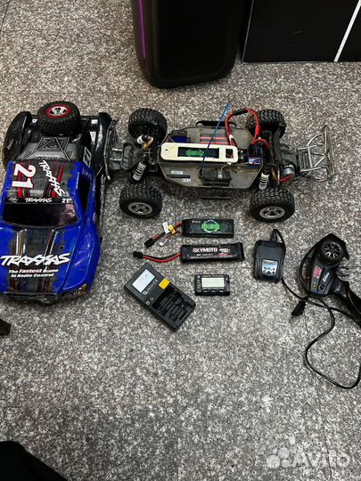 Радиоуправляемая машина traxxas