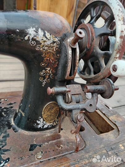 Швейная машинка