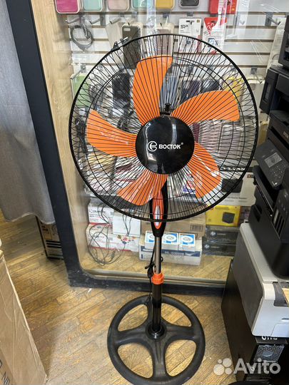 Вентилятор напольный новый