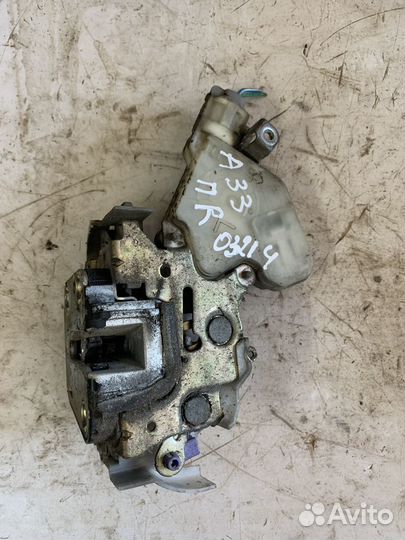 Замок передний правый Maxima (A33)