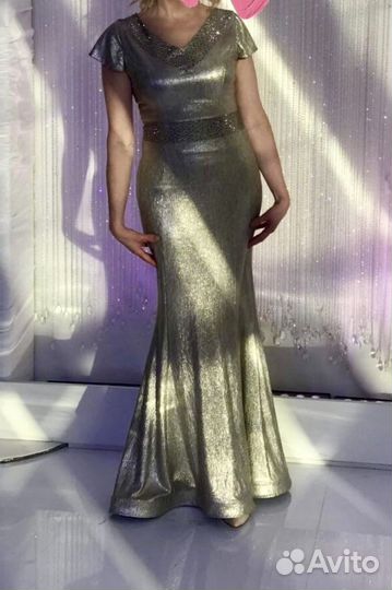 Вечернее платье