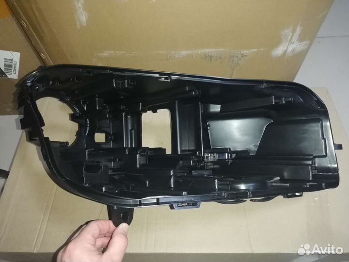 Корпус фар на авто:BMW, Mercedes-Benz.Toyota,Ford
