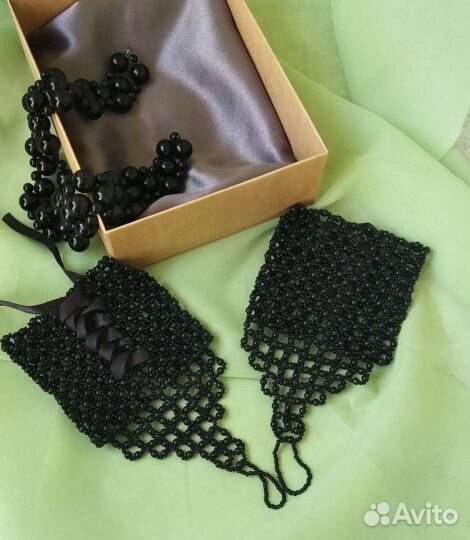 Митенки, чокер, браслет