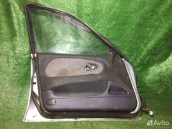 Дверь передняя левая Mitsubishi Eterna E52A