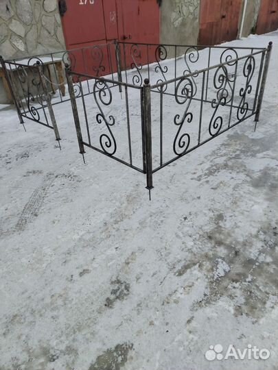 Оградки ритуальные