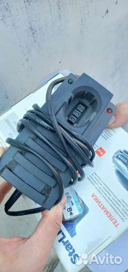 Зарядное устройство от шуруповёрта Интерскол