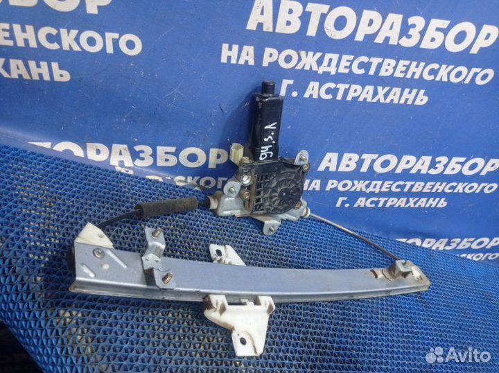 Задний левый стеклоподъёмник Hyundai Accent седан