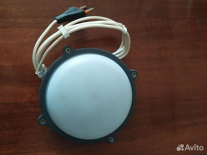 Светильник настенный