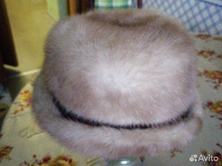 Шляпа женская зимняя. Торг