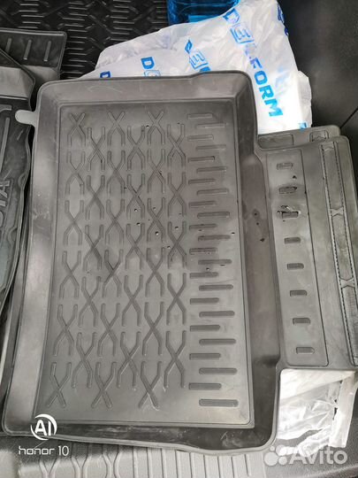 Коврик для автомобиля