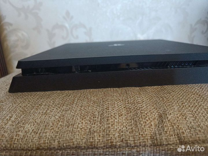 Sony PS4 slim 1tb