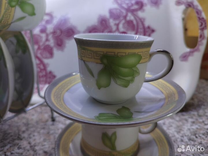 Кофейные чашки с блюдцем