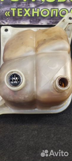 Расширительный бачок Audi 80 B4