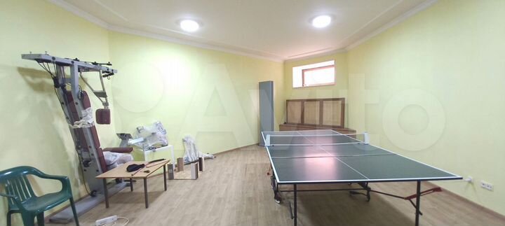 4-к. квартира, 217 м², 2/5 эт.