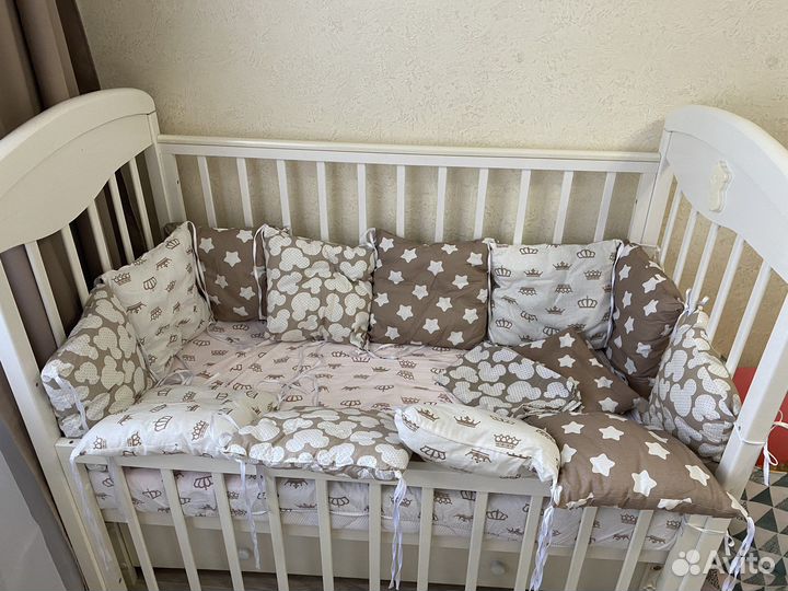 Бортики для кроватки + одеяло, подушка