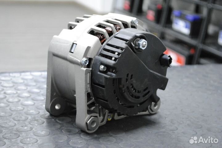 Генератор Renault Master, Trafic, Opel Movano 125А