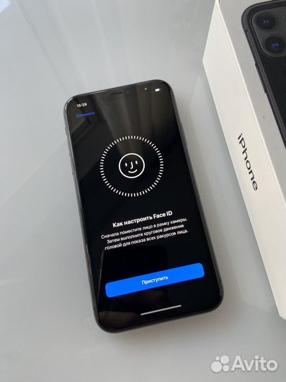 iPhone 11, 64 ГБ