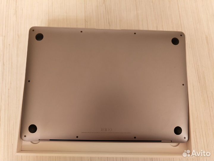 Ноутбук Apple MacBook Air 2020 Intel i3 8/256