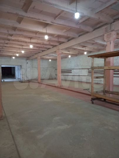 Склад, 700 м²