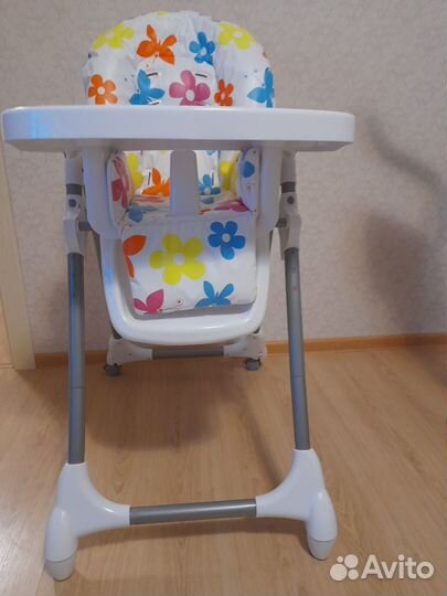 Столик для кормления ребенка