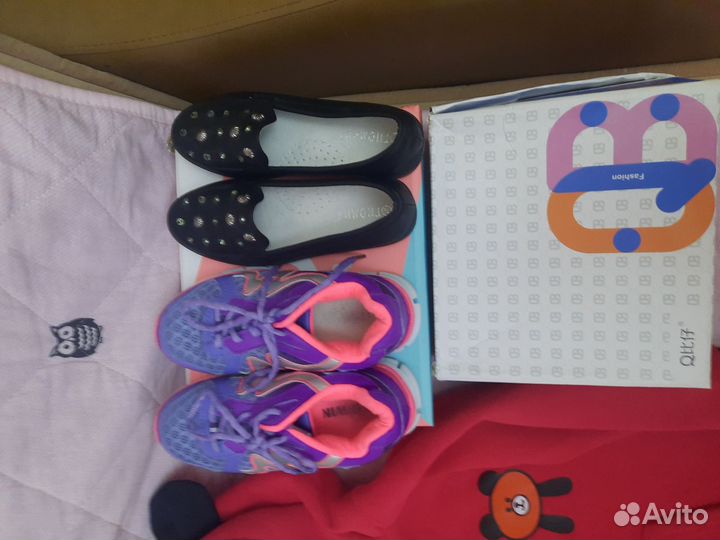 Отдам за корм, пеленки для щенка