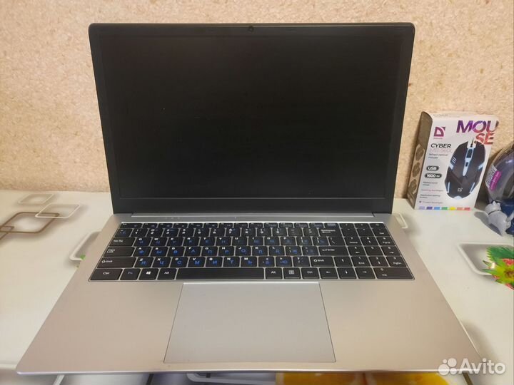 Современный ноутбук для работы 15.6 дюймов