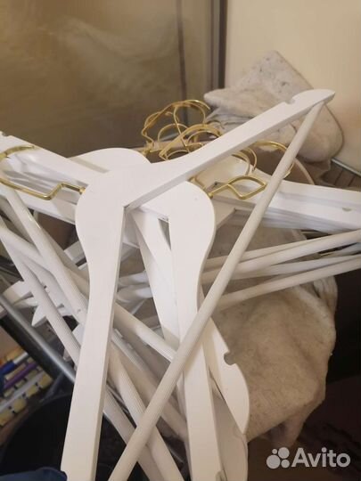 Вешалки плечики деревянные