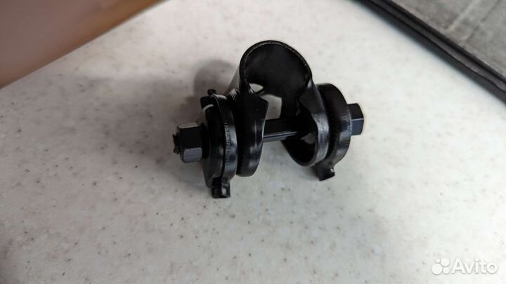 Замок крепления седла велосипеда (хомут), черный