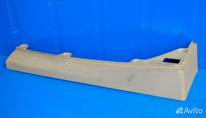 Пластиковая крышка торпеды mercedes-benz Actros MP